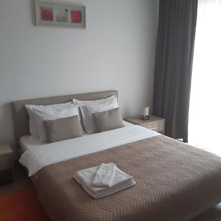 Apartament Marcel - Coresi Mall Brasov Exterior photo